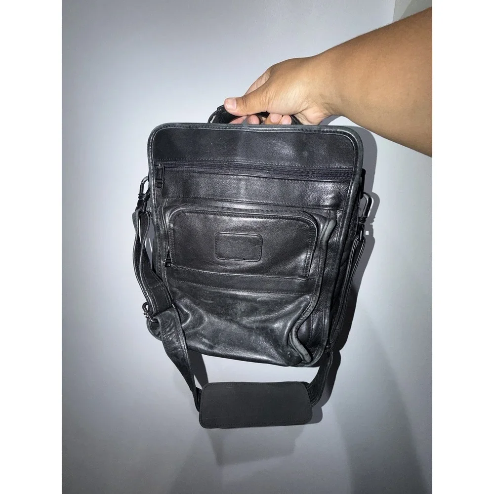 Tumi Black Napa Leather Business/tablet bag crossbody shoulder  M